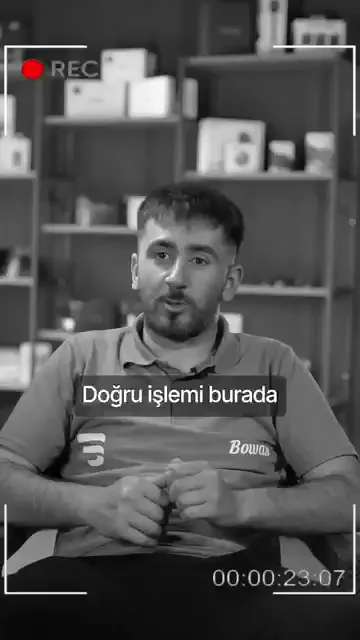 Dışarıda öğrendiklerinin bir kısmının yanlış olduğunu burada fark etmiş: “Biz dışarıda yanlış işlem olarak biliyoruz.” Doğrusunu burada gördüğünü söylüyor.

Geliş amacını da bu noktaya bağlıyor: “sırf bu detayları öğrenmek için geldim.”