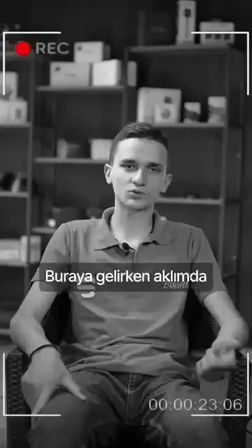 Genç bir katılımcı, kayıt öncesindeki tereddüdünü saklamıyor; buraya gelirken aklında soru işaretleri olduğunu söylüyor.

Sonucu ise tek cümleyle özetliyor: “Beklediğimden de üstündeydi.”