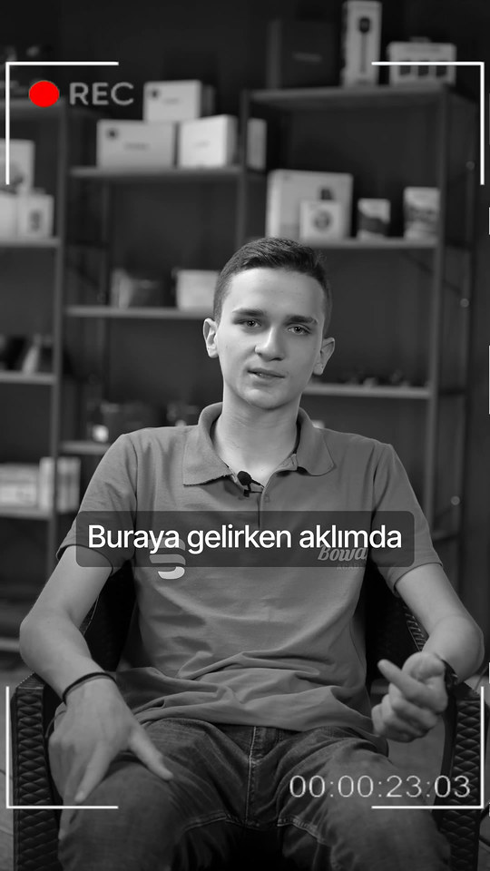 Genç bir kursiyerimiz, oto detailing eğitimine gelirken aklında soru işaretleri olduğunu, eğitimin ise beklediğinden de üstün çıktığını söylüyor.