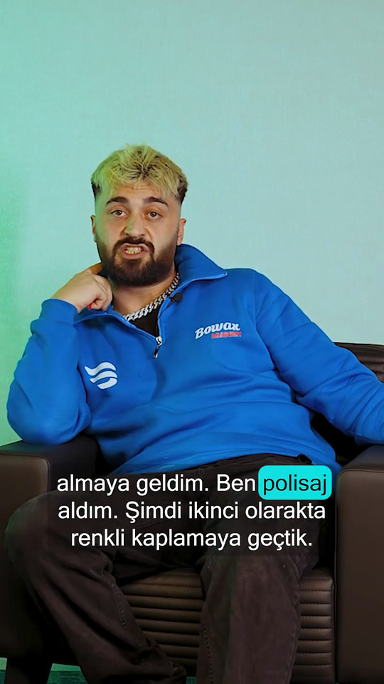 Arkadaş tavsiyesiyle gelip pasta cila eğitiminden sonra renkli kaplamaya geçen iki kursiyerimiz, bir haftalık eğitime kuşkuyla geldiklerini anlatıyor.