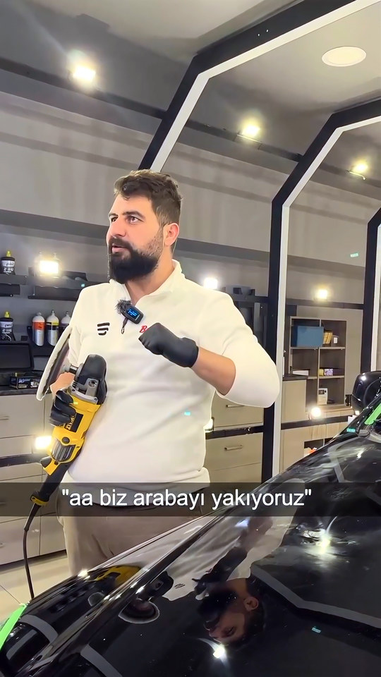 Pasta cilada makineye yüklenip ısıyla çizik almanın boyayı yaktığını, doğru kombinasyonla zemini bozmadan çalışılması gerektiğini Lokman İn anlatıyor.