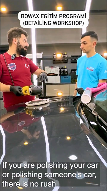 'İki üç saatte polisaj yapılsın' diyen acele müşterinin işinin neden alınmaması gerektiğini Bowax kurucusu Lokman İn Detailing Workshop'ta anlatıyor.