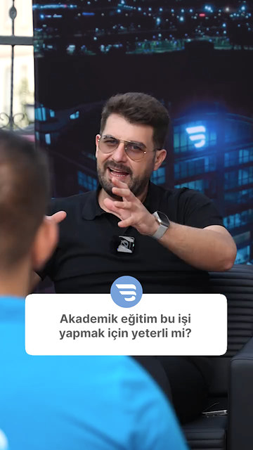 PPF kaplama eğitiminde araç modellerinin değil işin temelinin öğretildiğini Lokman İn kursiyerlerimizle sohbette araba kullanma benzetmesiyle anlatıyor.
