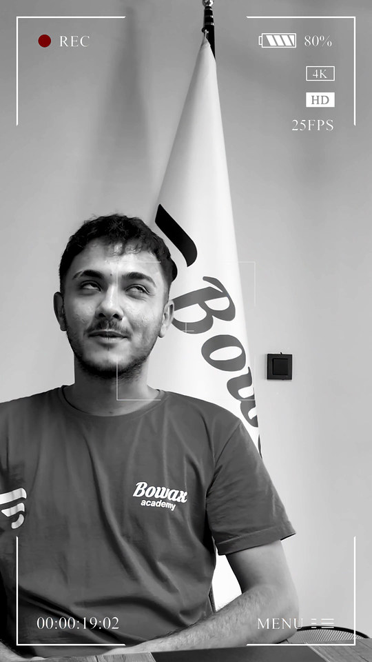 Mersin'den gelen 21 yaşındaki Berat, oto yıkamadan PPF kaplamaya geçmek için geldiği eğitimin ilk haftasını anlatıyor.